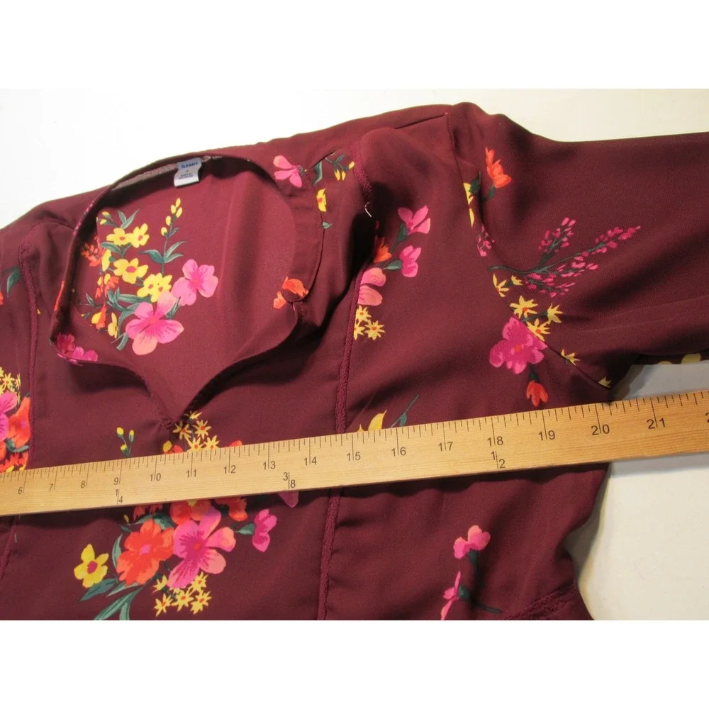 Old Navy Burgundy Floral Tunic Peasant Blouse Womens M V-Neck Boho 339474-02